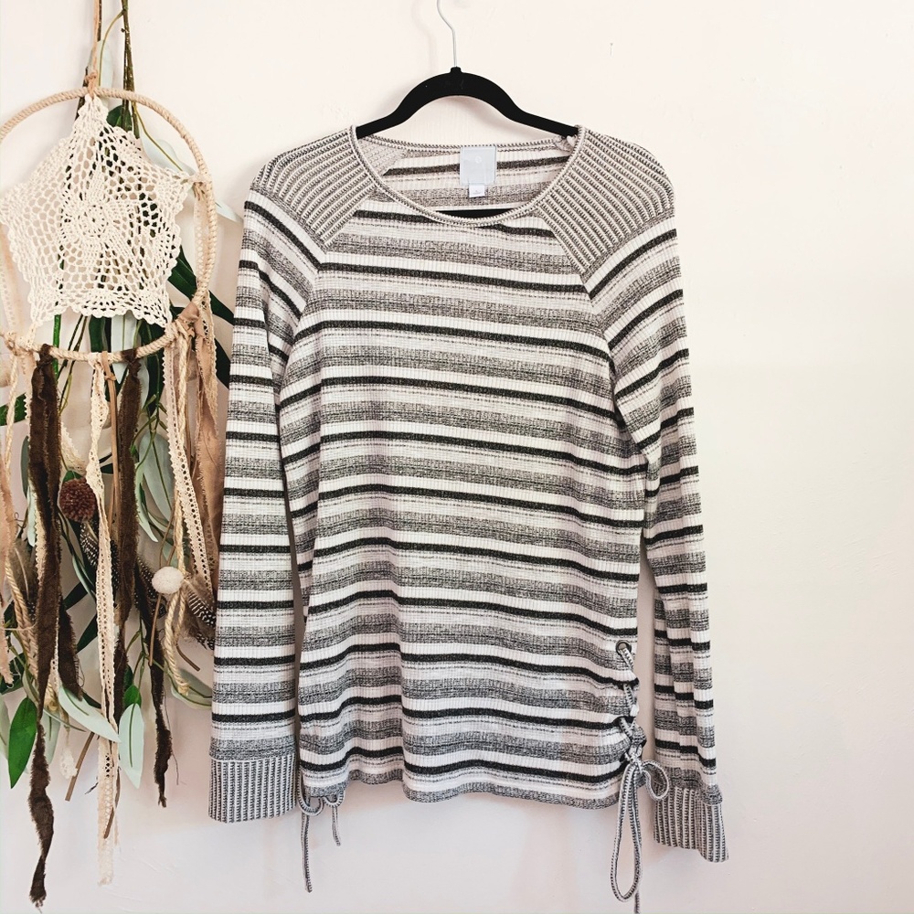 SUNDAY LONG SLEEVE SHIRT SIZE LARGE MINT COND.